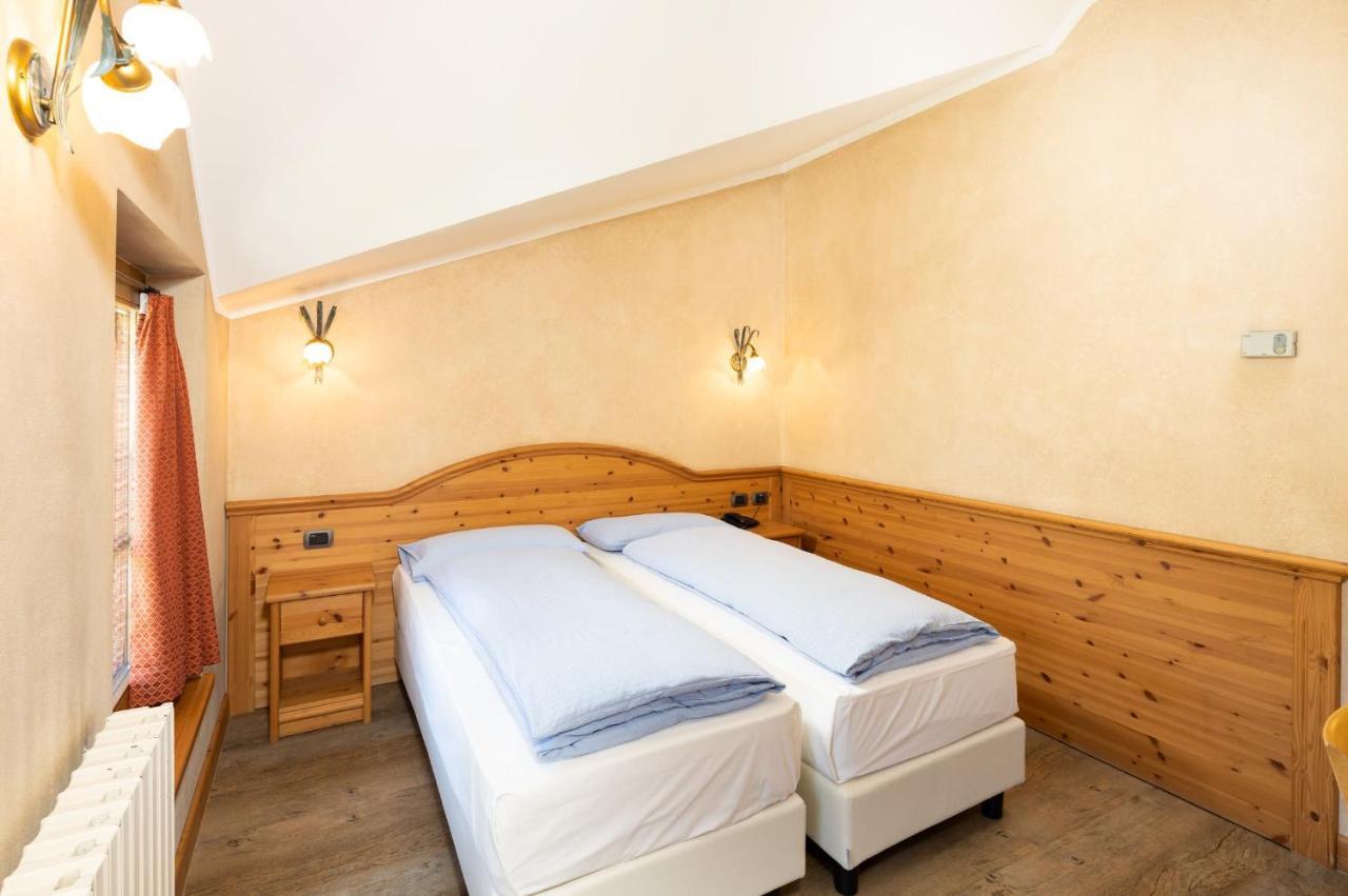 Hotel La Pastorella Livigno Ngoại thất bức ảnh