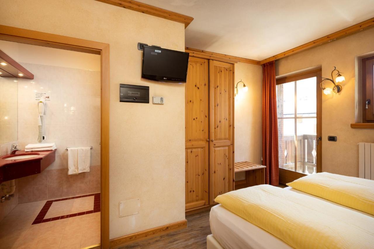 Hotel La Pastorella Livigno Ngoại thất bức ảnh