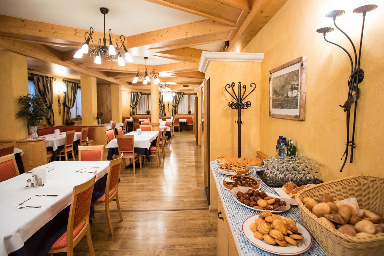 Hotel La Pastorella Livigno Ngoại thất bức ảnh